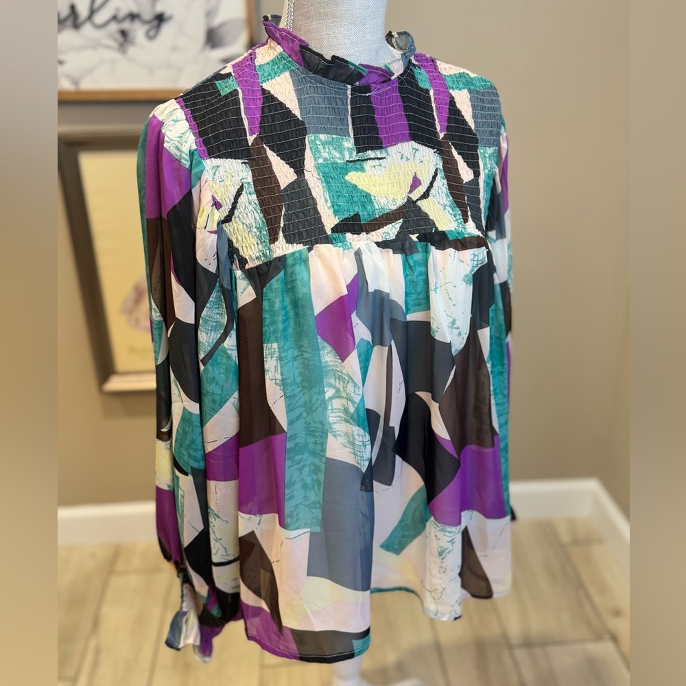 ENTRO Orchid Abstract Balloon Sleeve Ruffle Blouse